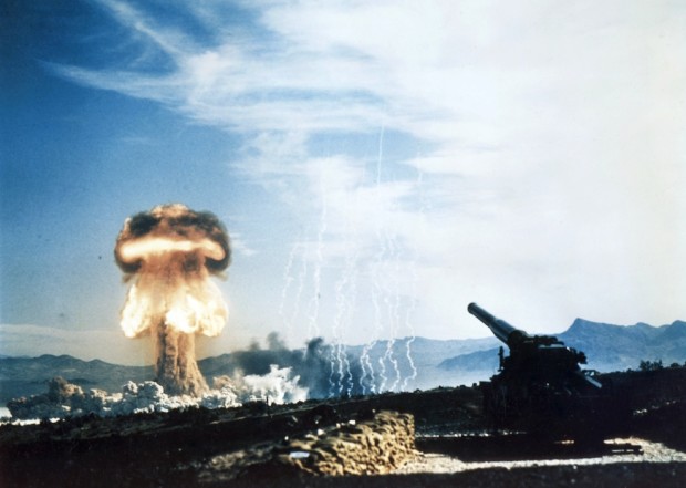 Cannon fired nuke test 1953